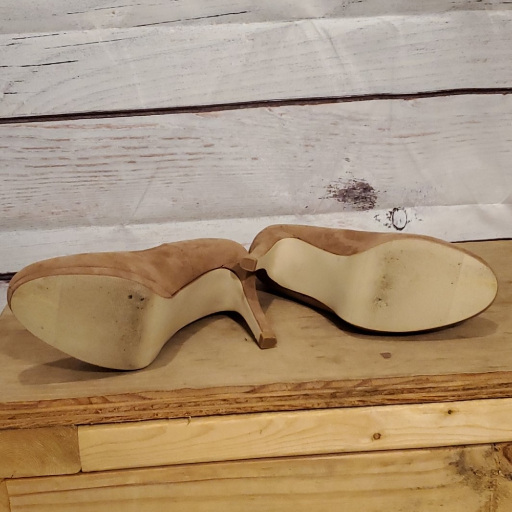 Madden Girl Tan Suede Heels Sz 6 - Picture 4 of 5